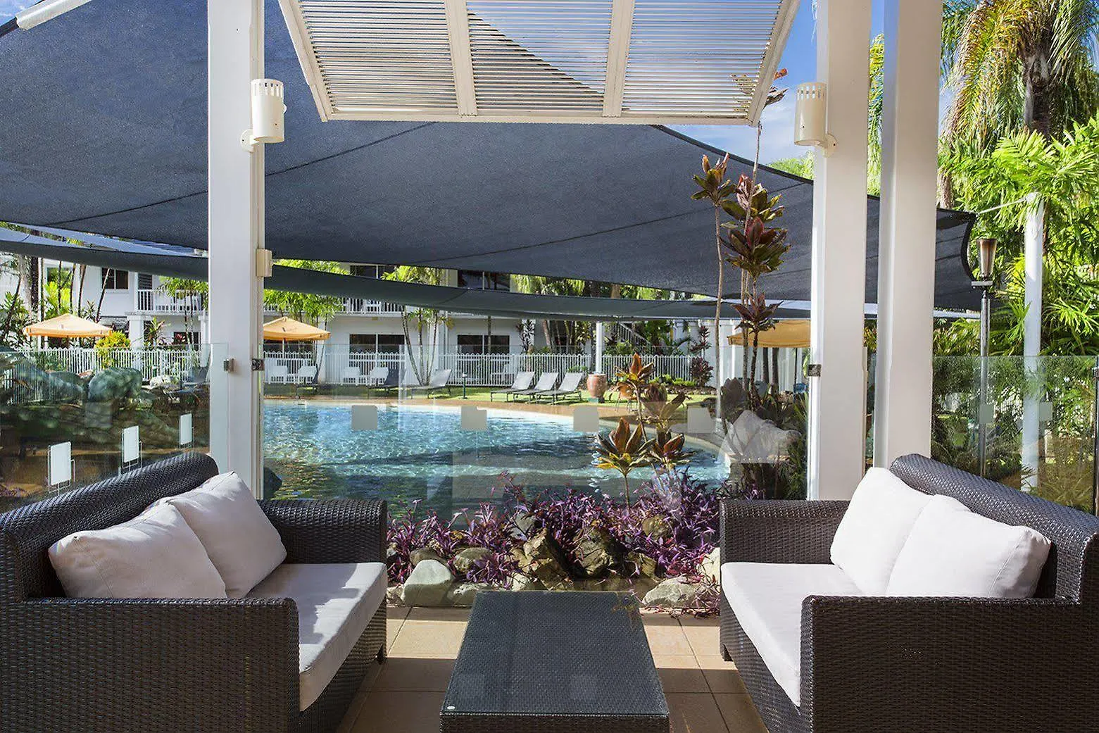Hotel Grand Chancellor Palm Cove Resort