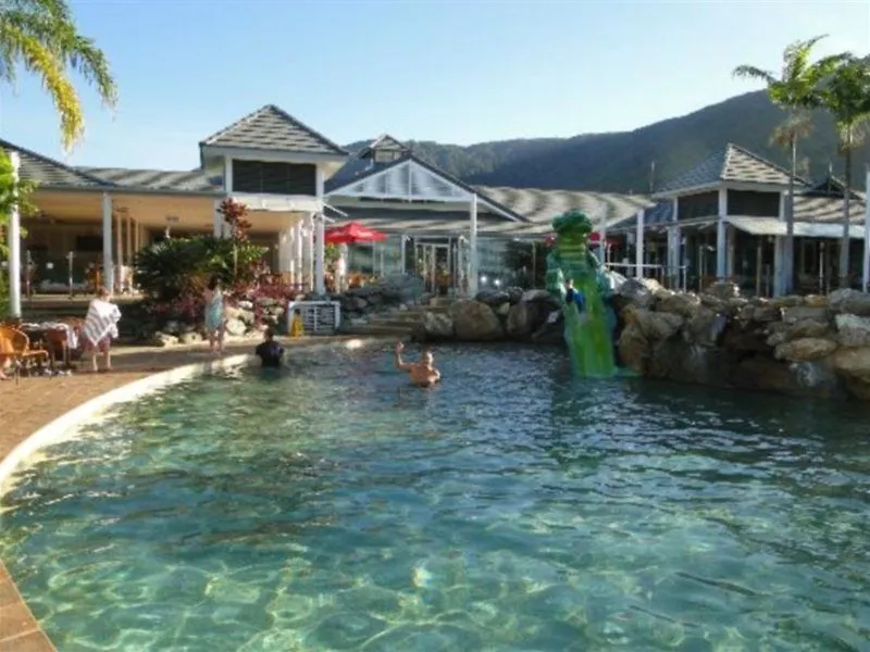 Hotel Grand Chancellor Palm Cove