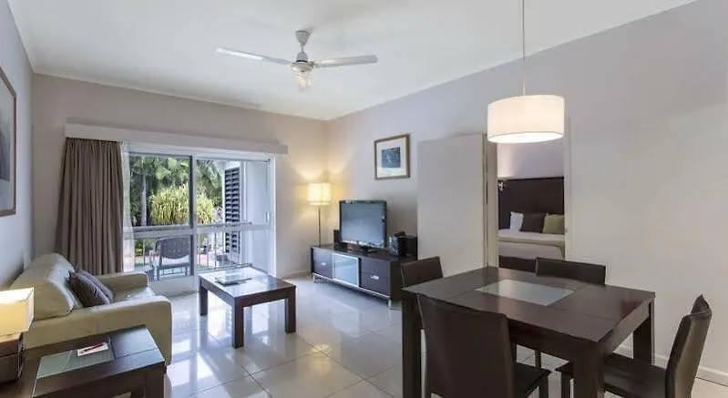 Hotel Grand Chancellor Palm Cove